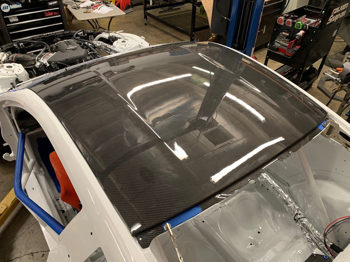 2015-2024 Ford Mustang Dry Carbon Roof Replacement