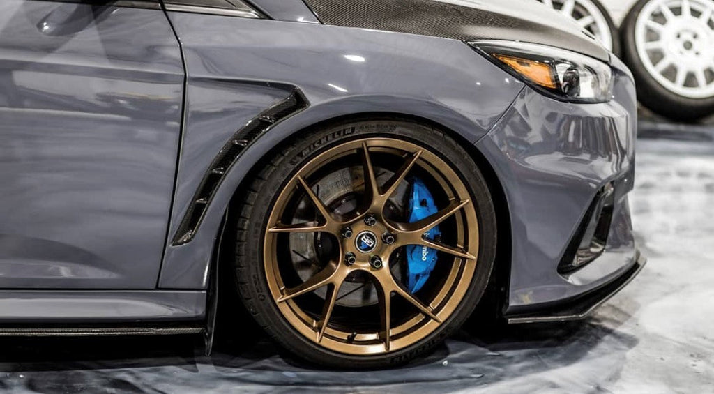 2016-2018 Ford Focus RS Carbon Fiber Fenders (Pair)