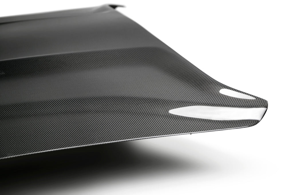 2018-2023 FORD MUSTANG TYPE-GR DOUBLE SIDED CARBON FIBER HOOD