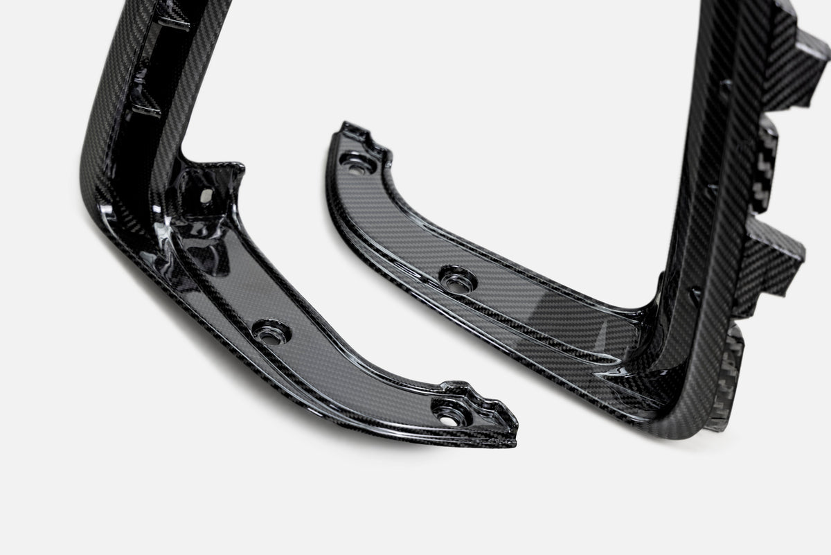 2021-2023 RAM TRX TYPE-OE CARBON FIBER TAIL LIGHT SURROUNDS (PAIR)