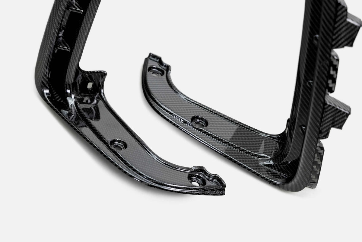 2021-2023 RAM TRX TYPE-OE CARBON FIBER TAIL LIGHT SURROUNDS (PAIR)