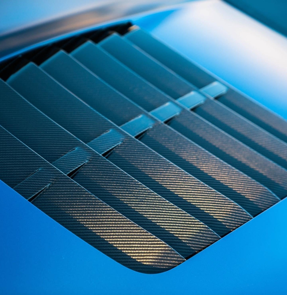 2020 - 2023 GT500 CARBON FIBER HOOD VENT KIT - FORD PERFORMANCE