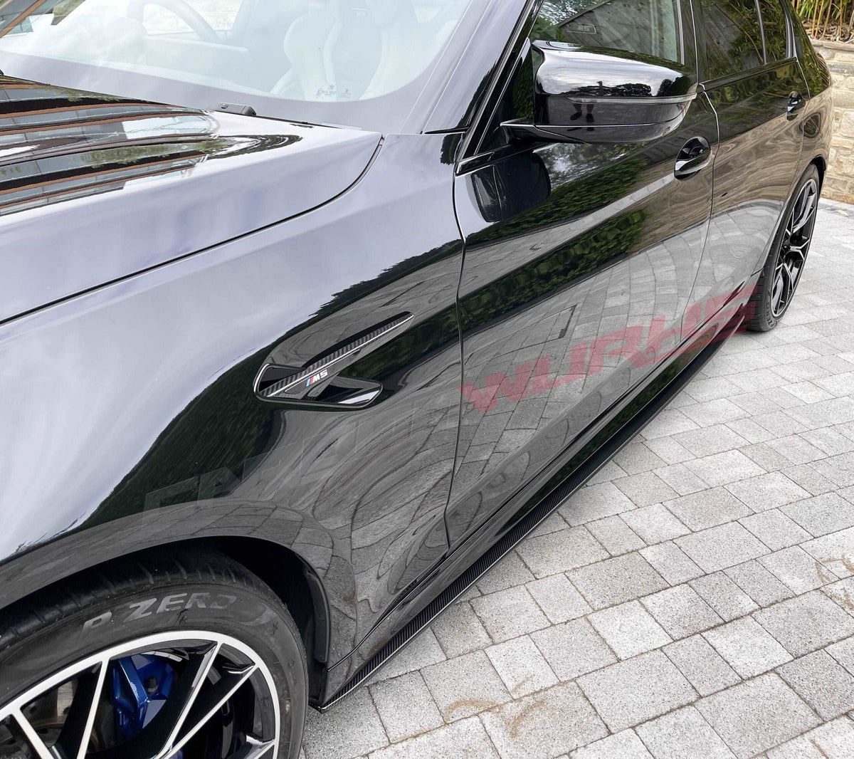 BMW M5 F90 CARBON FIBRE SIDE SKIRT EXTENSIONS