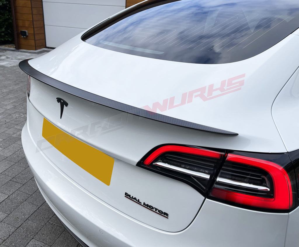 TESLA MODEL 3 CARBON FIBRE PERFORMANCE STYLE BOOT SPOILER