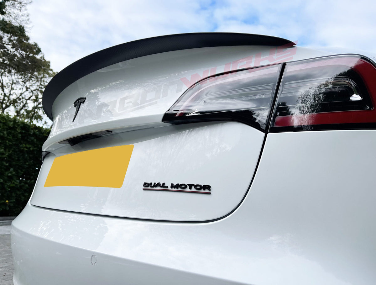 TESLA MODEL 3 CARBON FIBRE PERFORMANCE STYLE BOOT SPOILER