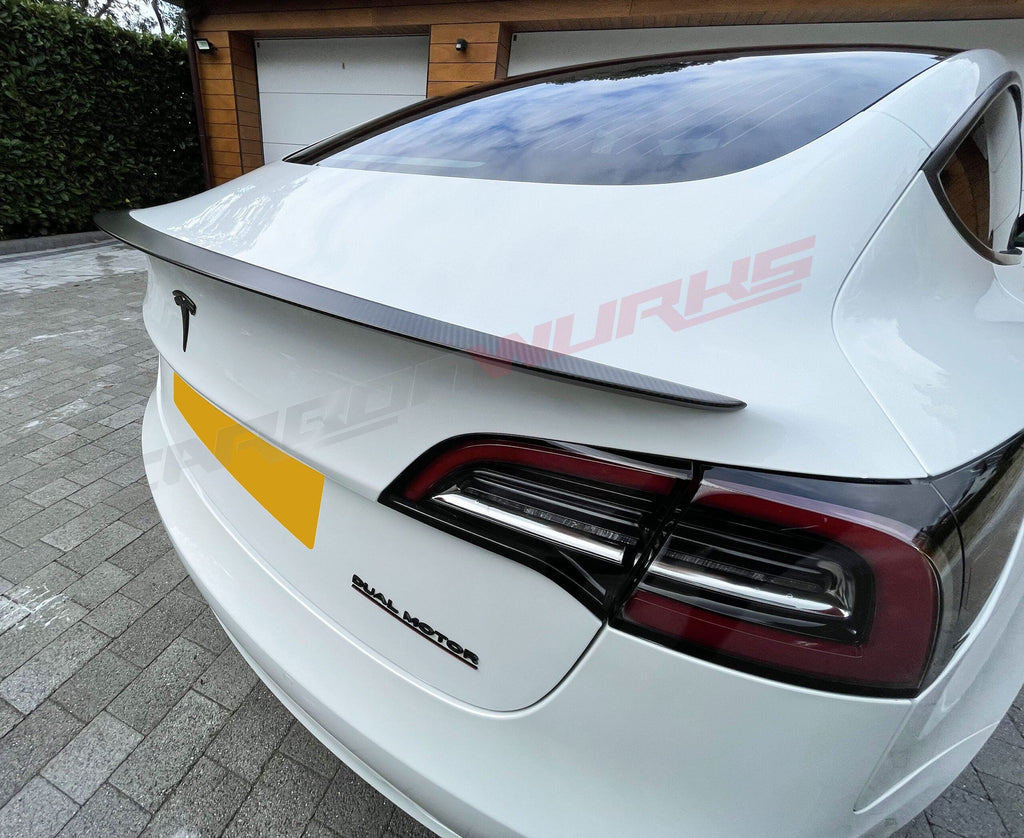 TESLA MODEL 3 CARBON FIBRE PERFORMANCE STYLE BOOT SPOILER